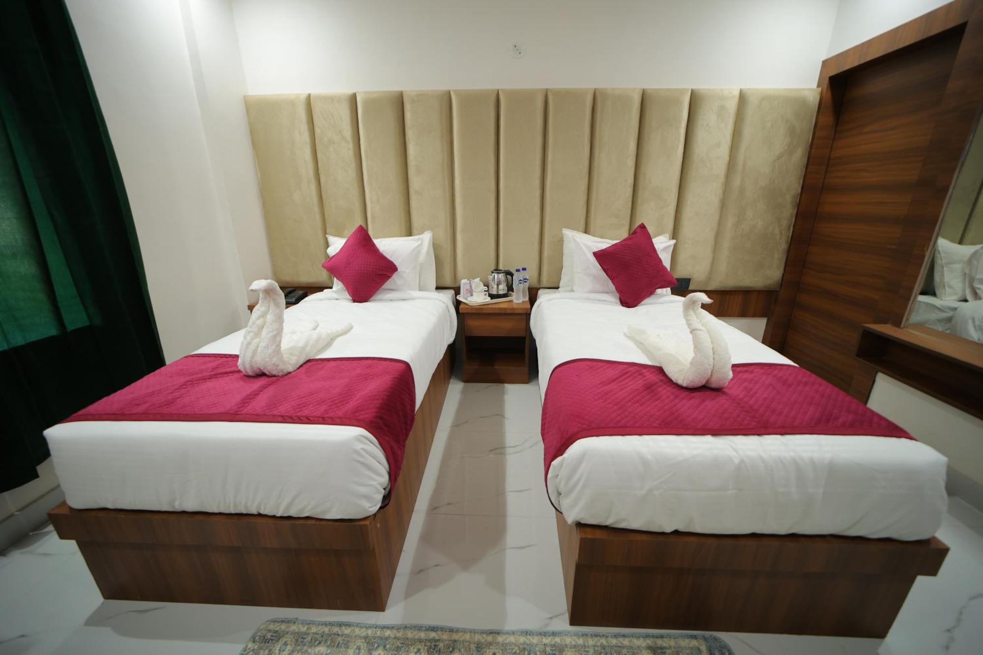 Hotel Dev Villas آغْرا المظهر الخارجي الصورة