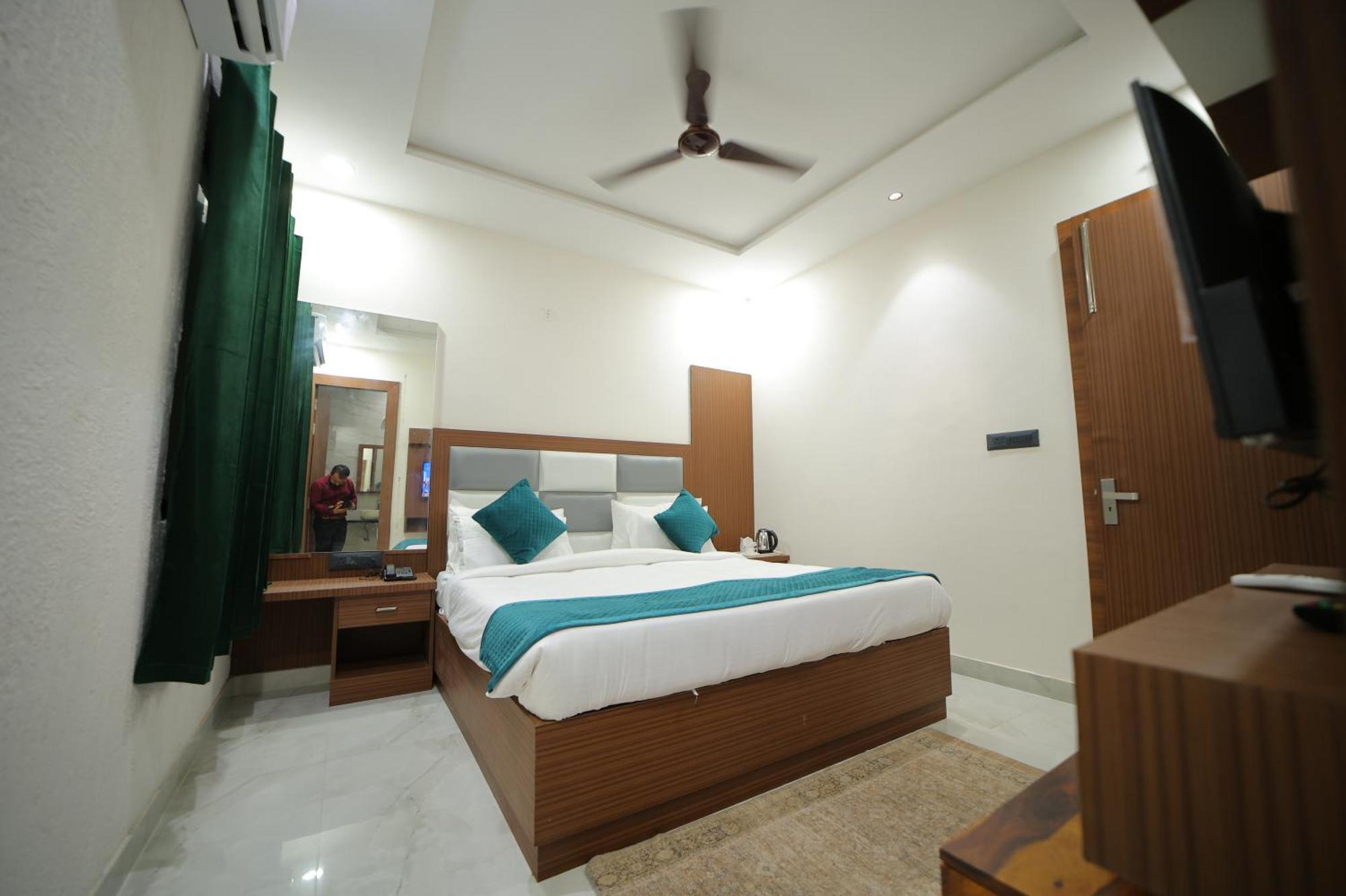 Hotel Dev Villas آغْرا المظهر الخارجي الصورة