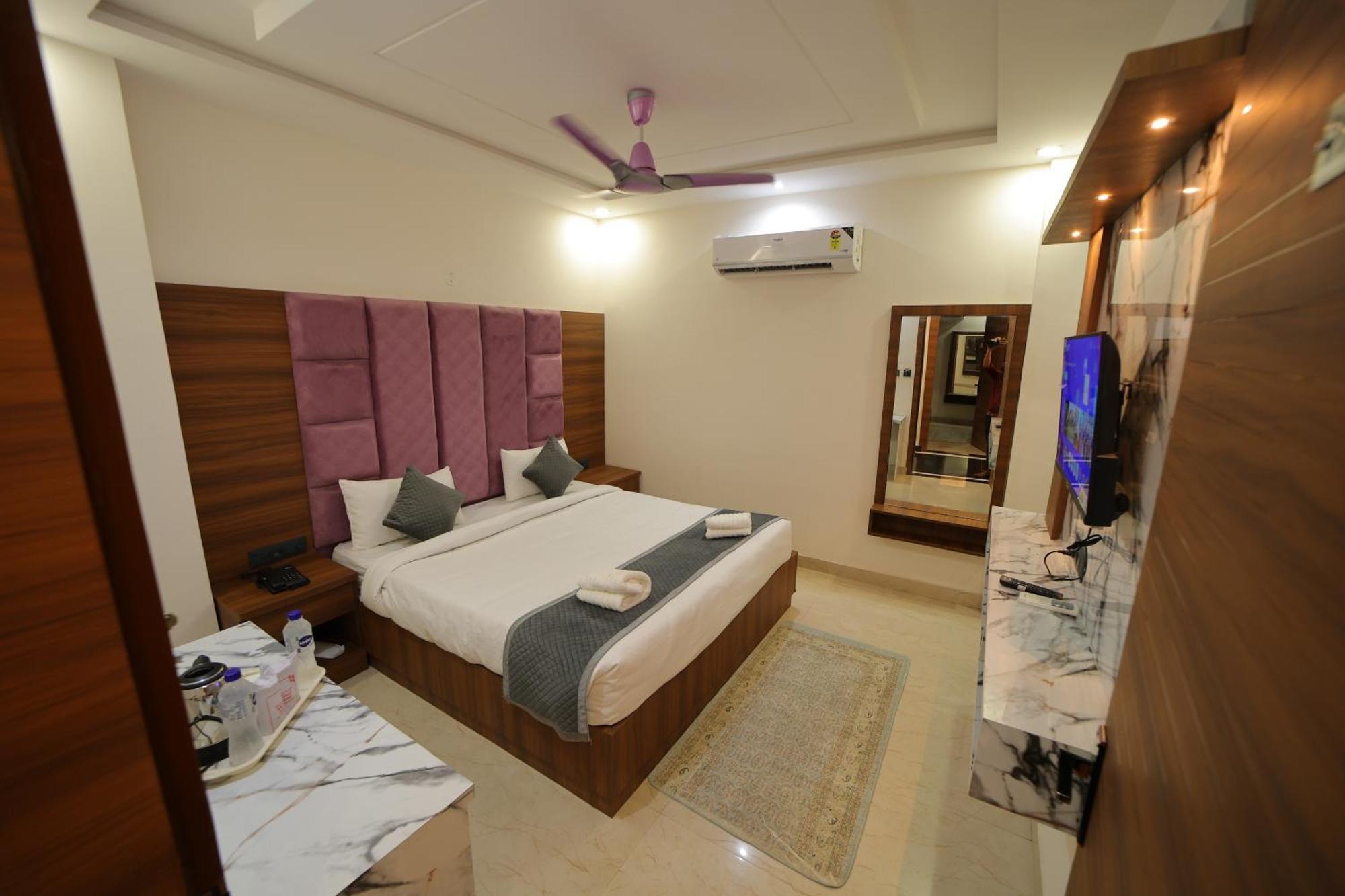 Hotel Dev Villas آغْرا المظهر الخارجي الصورة
